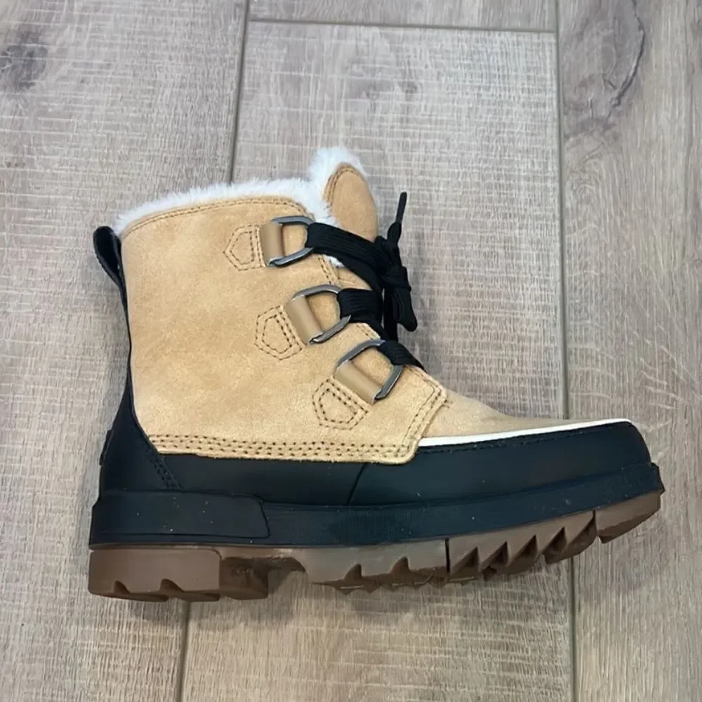 Sorel Tivoli Waterproof Boots with 100g Insulation in Curry Leather US 6